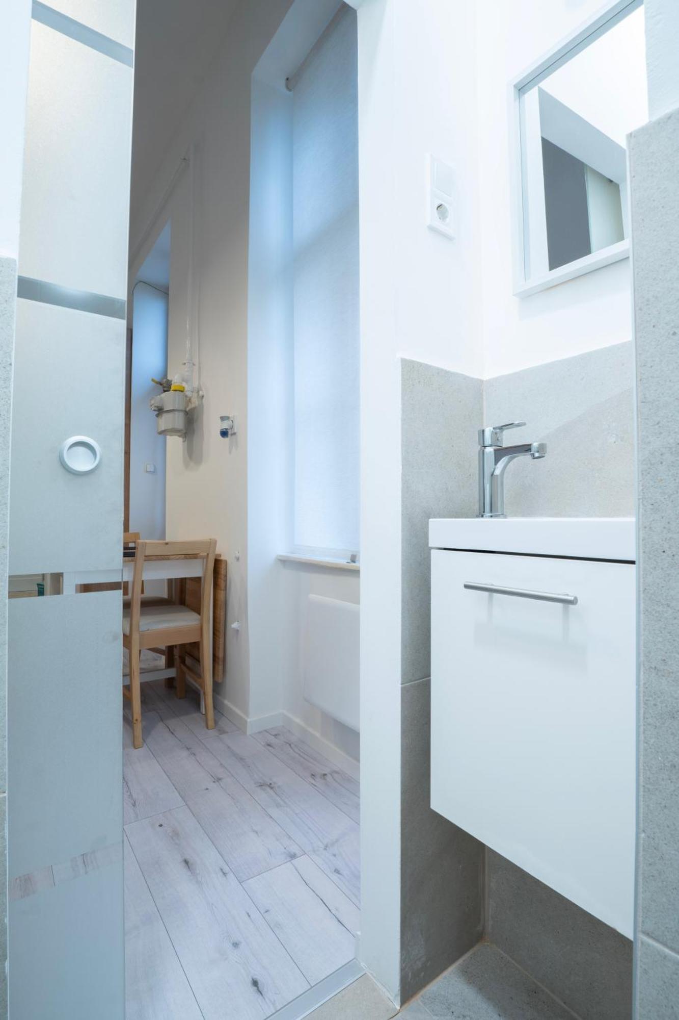 Studio In The Heart Of Party District Ka28 Budapest Exterior photo